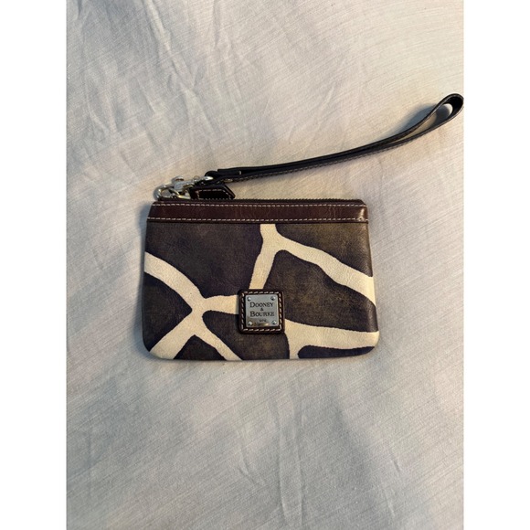 Dooney & Bourke Leather‎ Giraffe Print Wristlet Zip Pouch Brown Cream